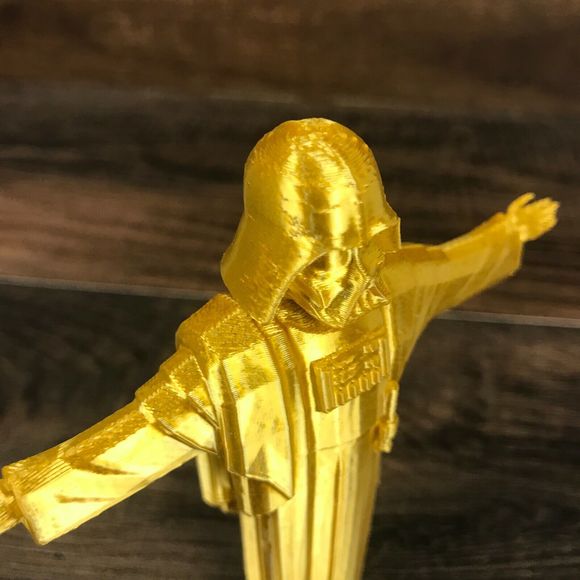 Golden Star Wars Darth Vadar Plastic Figurine - Picture 7 of 8